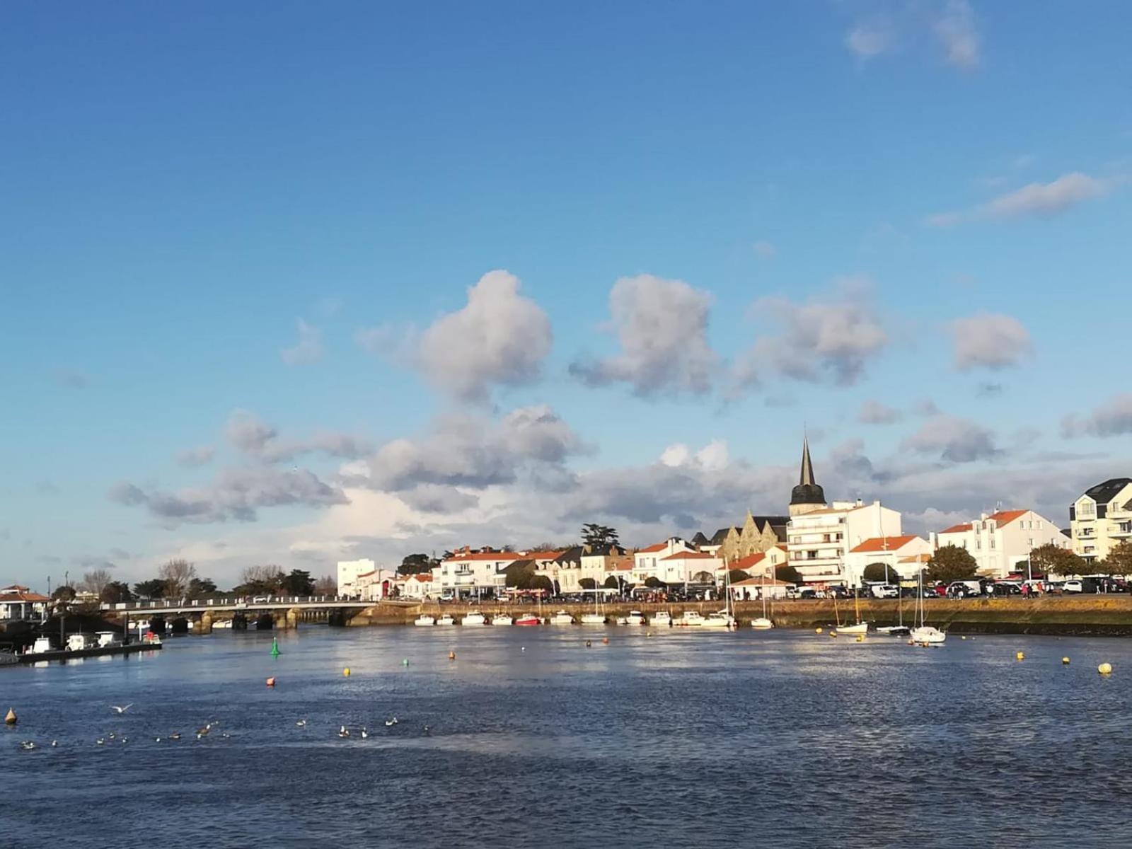 2 Proche Grande Saint-Gilles-Croix-de-Vie