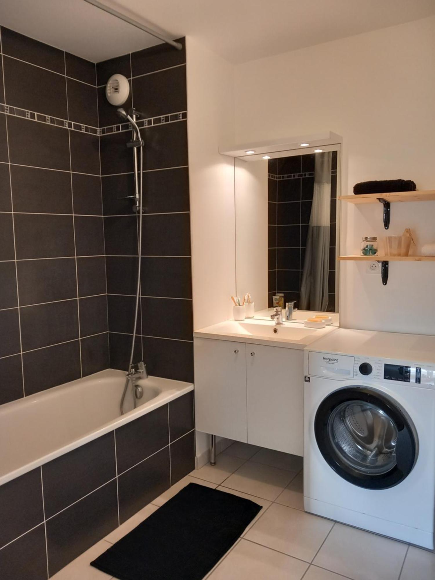 2 Proche Grande Apartment *